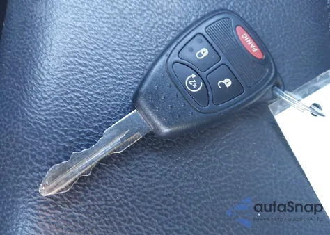 2014 Jeep Compass Latitude z USA, uszkodzony, nr VIN 1C4NJDEB2ED734885